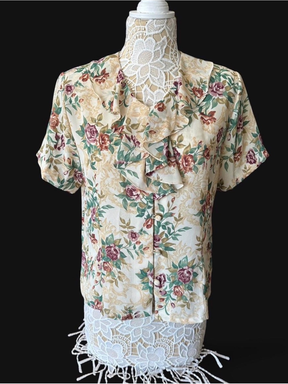 Floral Ruffle-Front Short-Sleeve Blouse in Cream